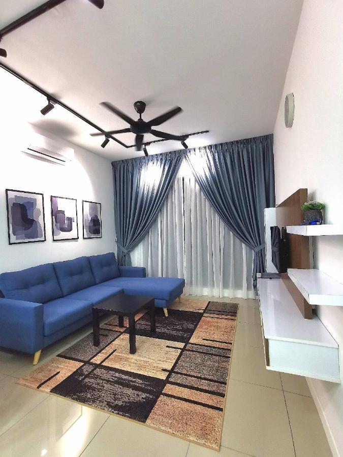 Stayje Putrajaya, 5 Minutes To Ioi City Mall, Wifi , Netflix, Free Parking Buitenkant foto